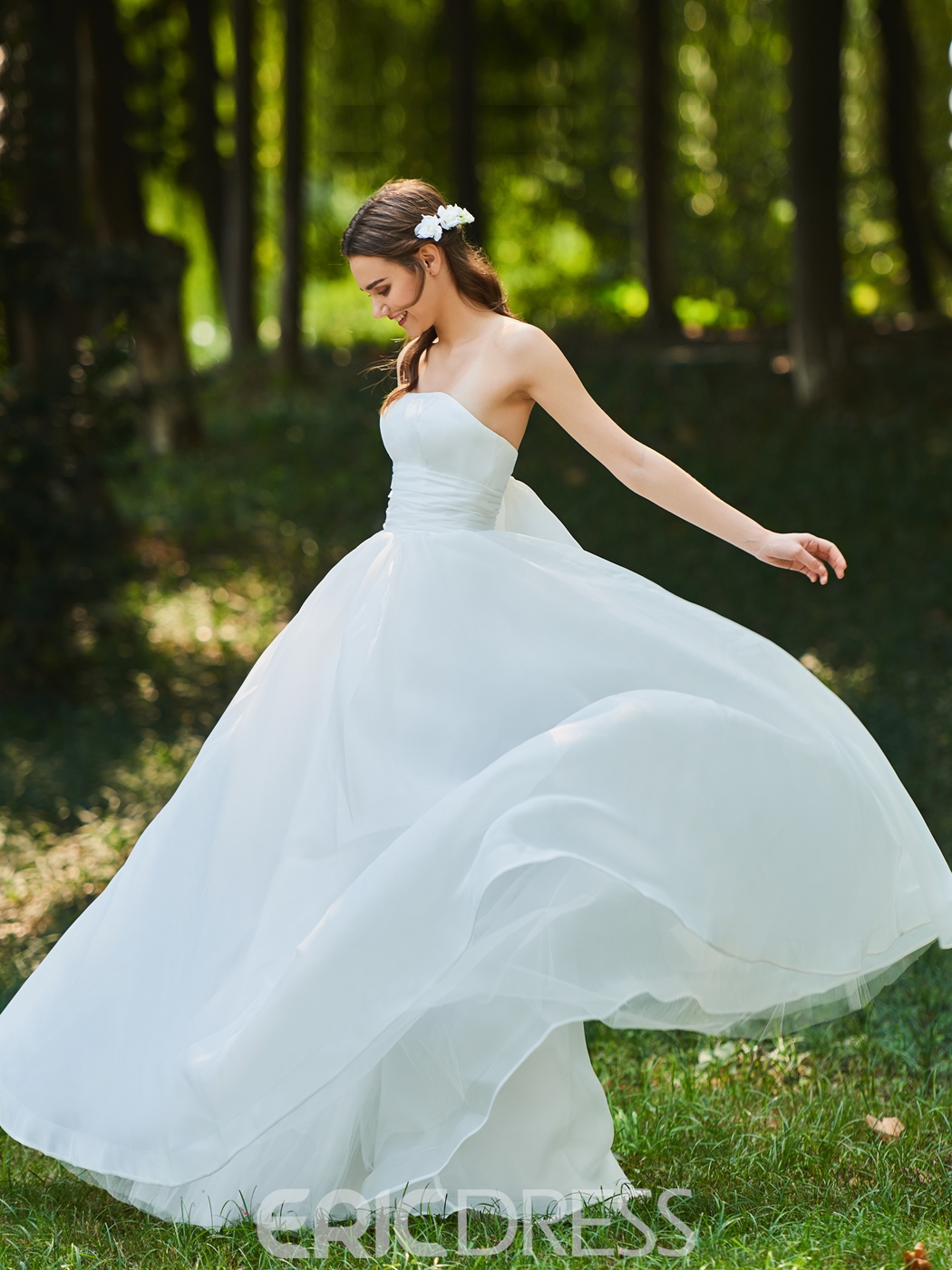 Affordable Bridal Gowns-16 Beautiful and Budget Friendly Wedding Dress