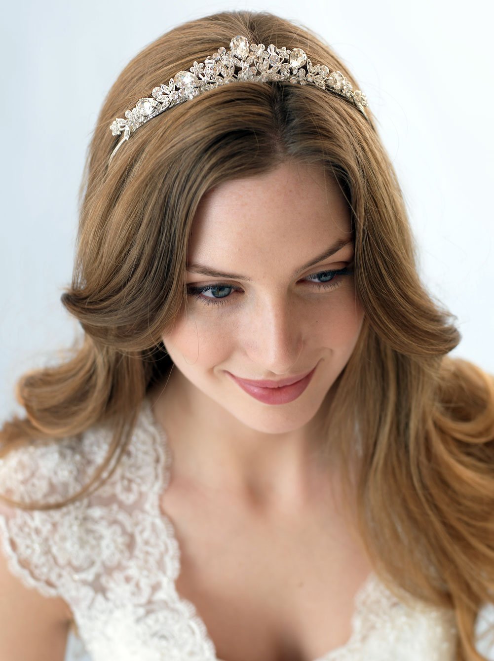 30 Beautiful Wedding Tiaras You Can Get From Amazon Today!